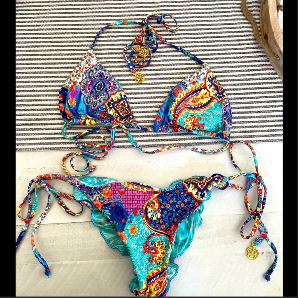 COPY - Luli Fama bikini